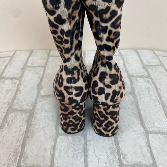 Steve Madden Valyant Valy Pointed Toe Velvet Leopard Heeled Bootie - Picture 4 of 7